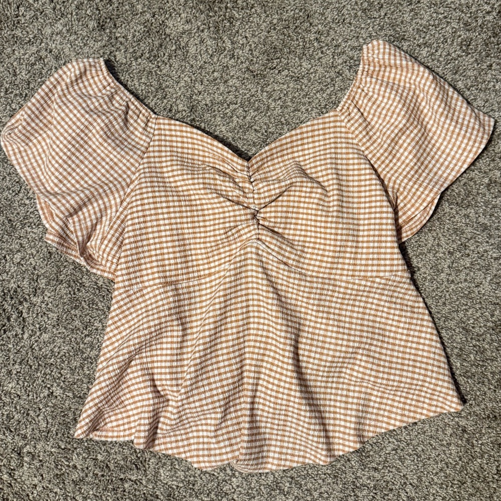 Women’s Buckle brand Puff Sleeve Top